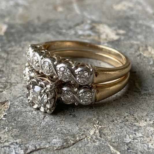Vintage Sparkling Gold Ring